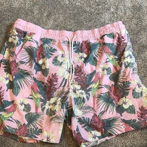 mens Goodfellow swim trunks. Worn once. Size XL